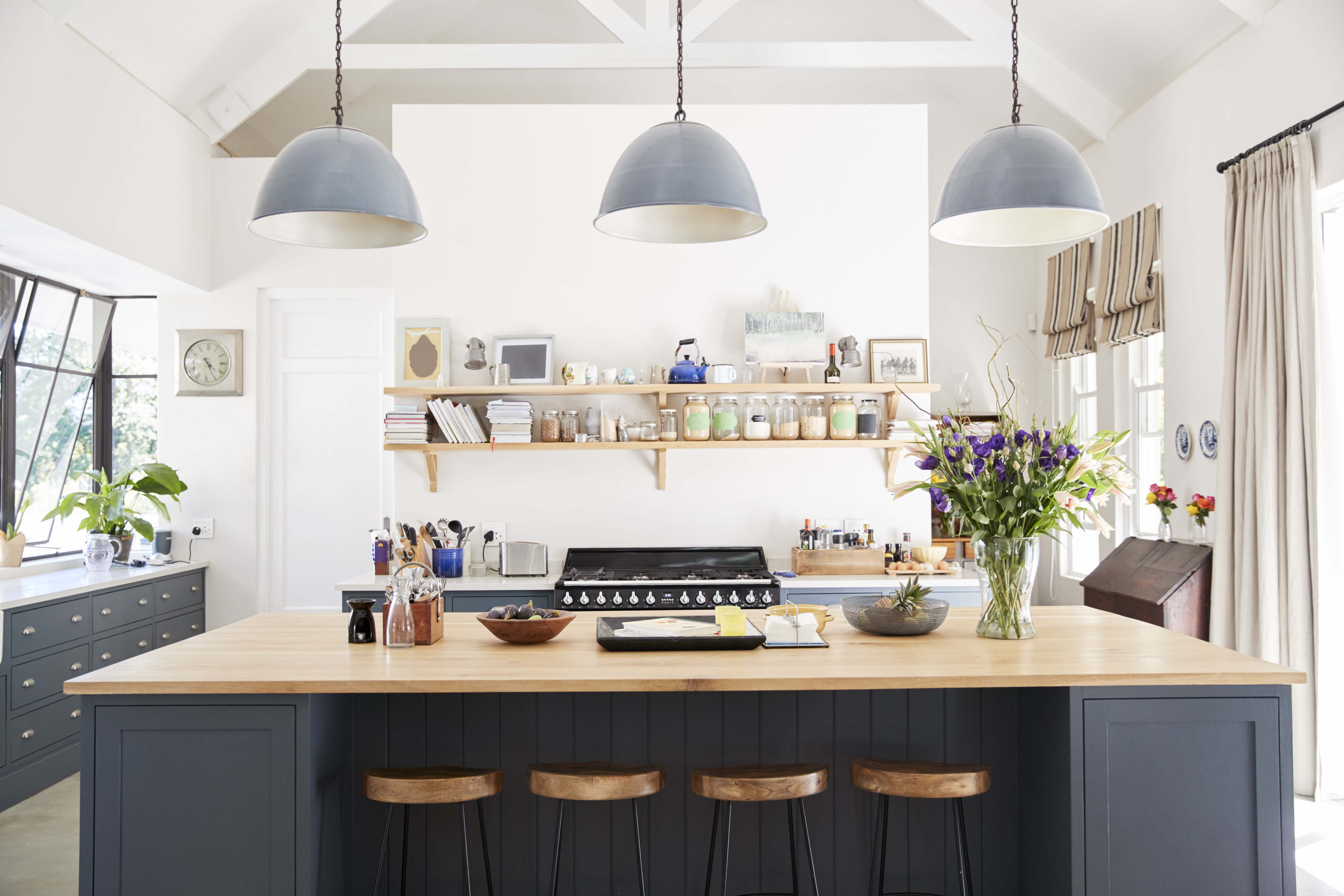 Custom lighting accents and details