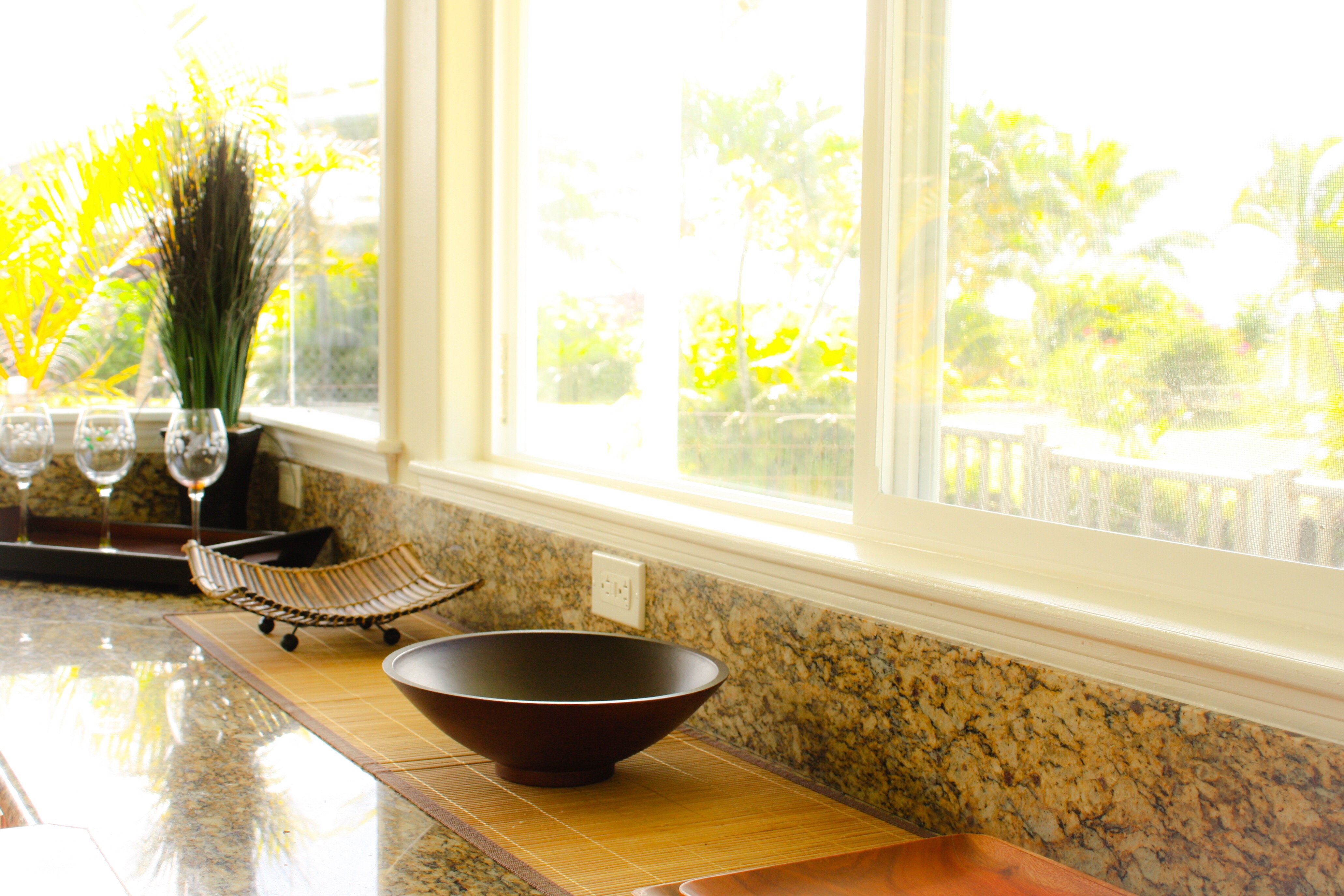 Custom window features and shapes